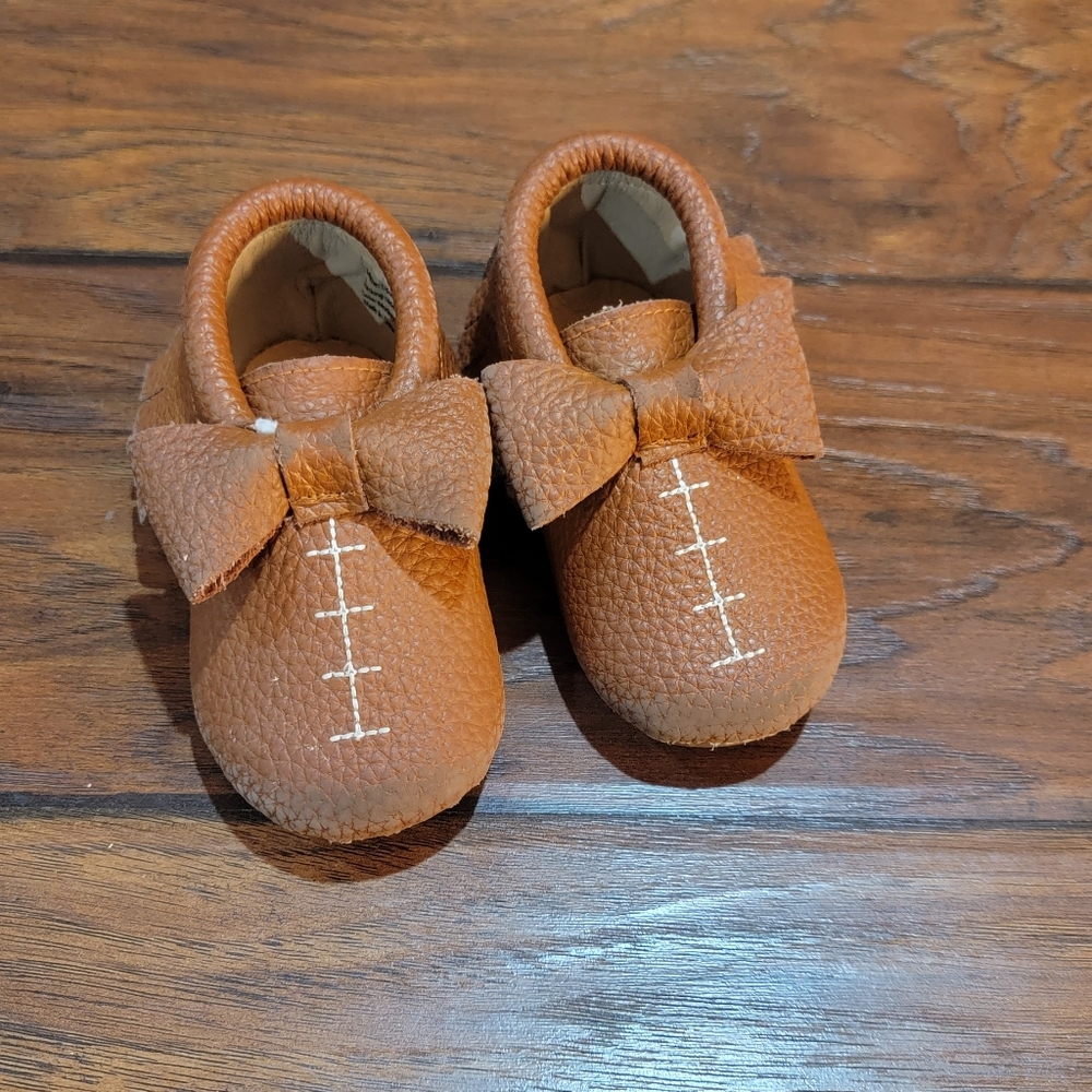 Monkey Feet - Picture 2 of 10